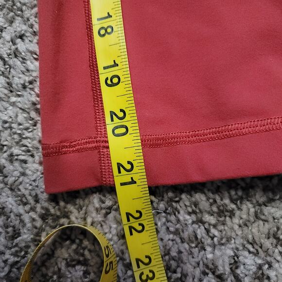 Lululemon- Women's 2 piece bundle- Cropped pants and shorts- size 10 - Picture 6 of 10